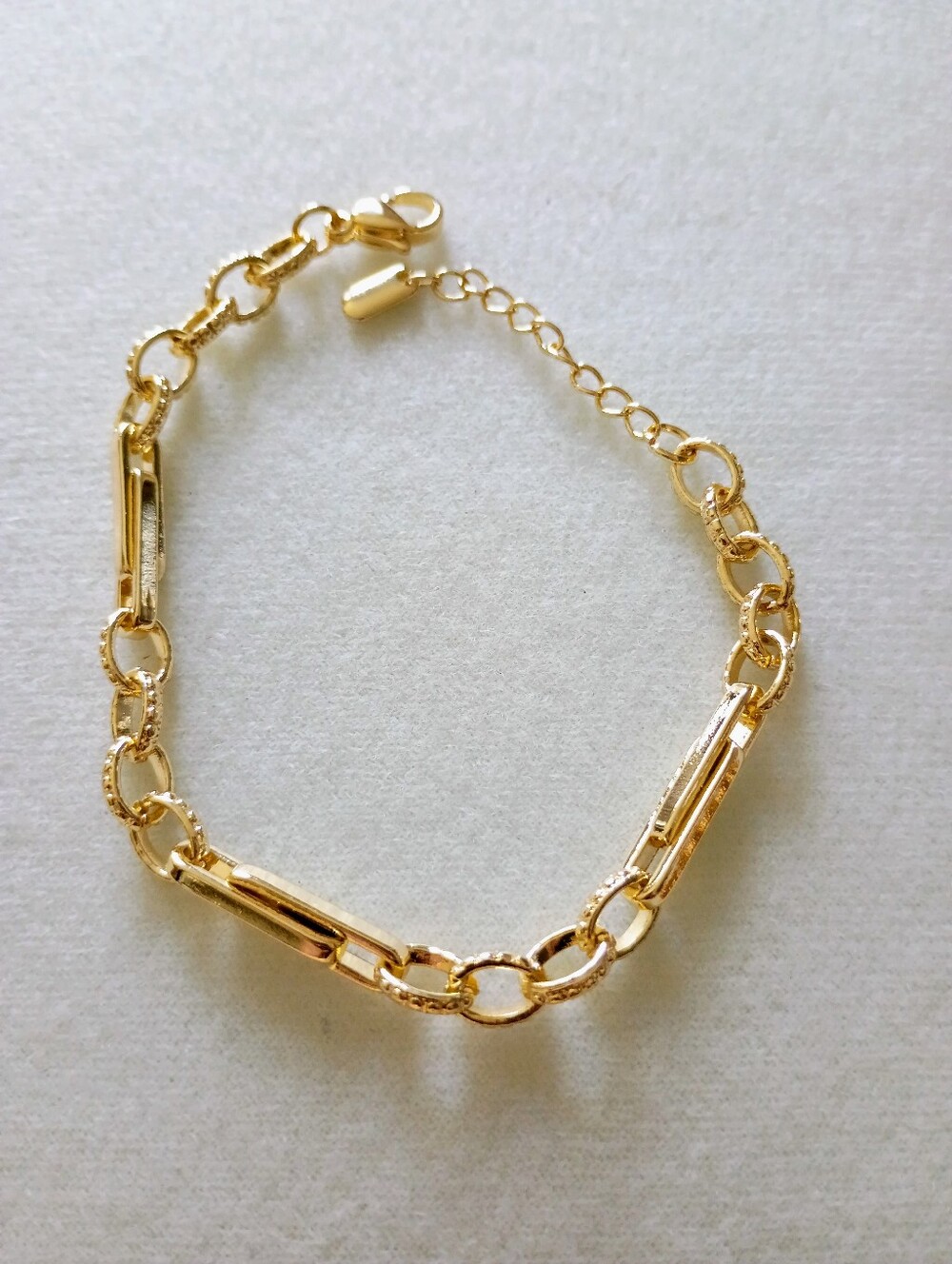 New Gold Plated Link Chain Bracelet - Women Jewelry